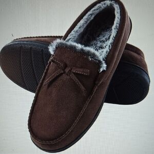 Dena Lives Men's Brown Suede Moccasin Slippers Indoor Outdoor Faux Fur Sz 11 NEW